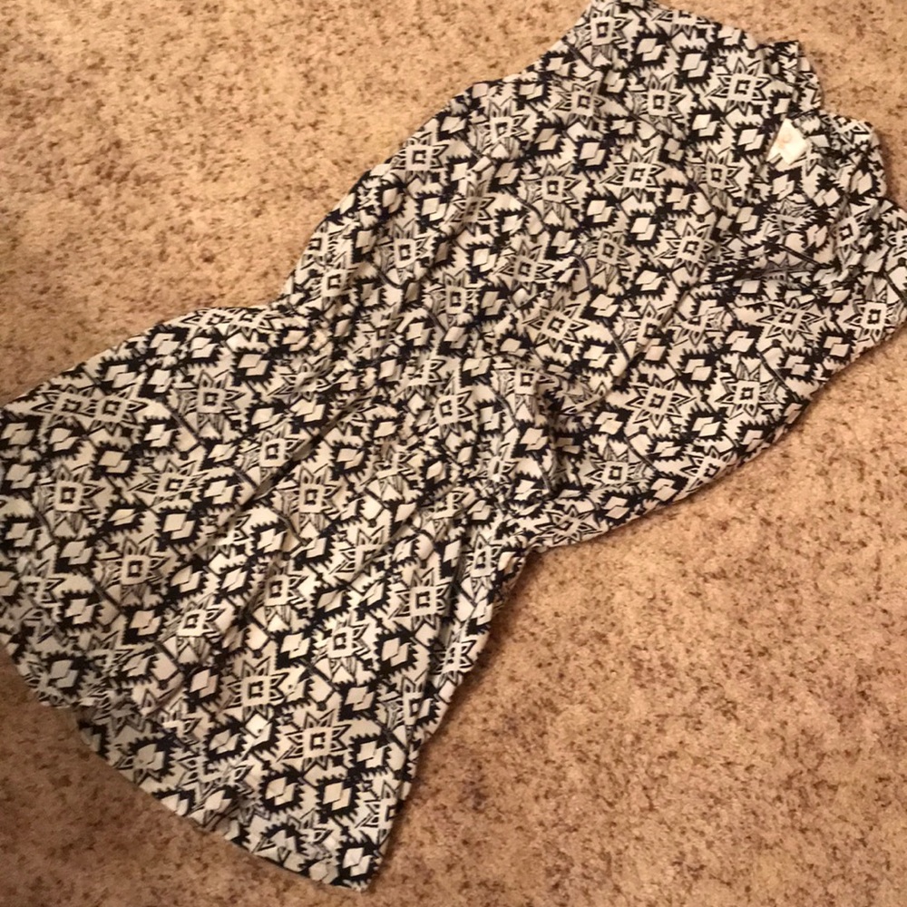 Collective concepts romper, size large